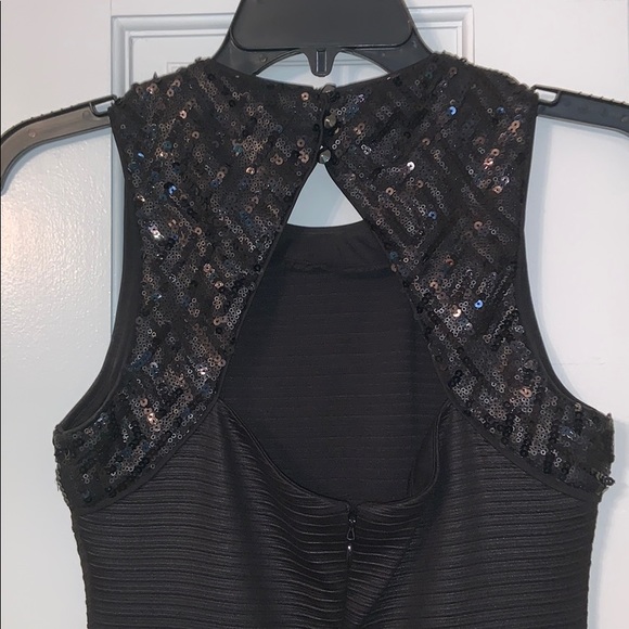 GUESS Black Dress - Picture 3 of 5